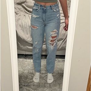 American eagle mom jeans size 00 .